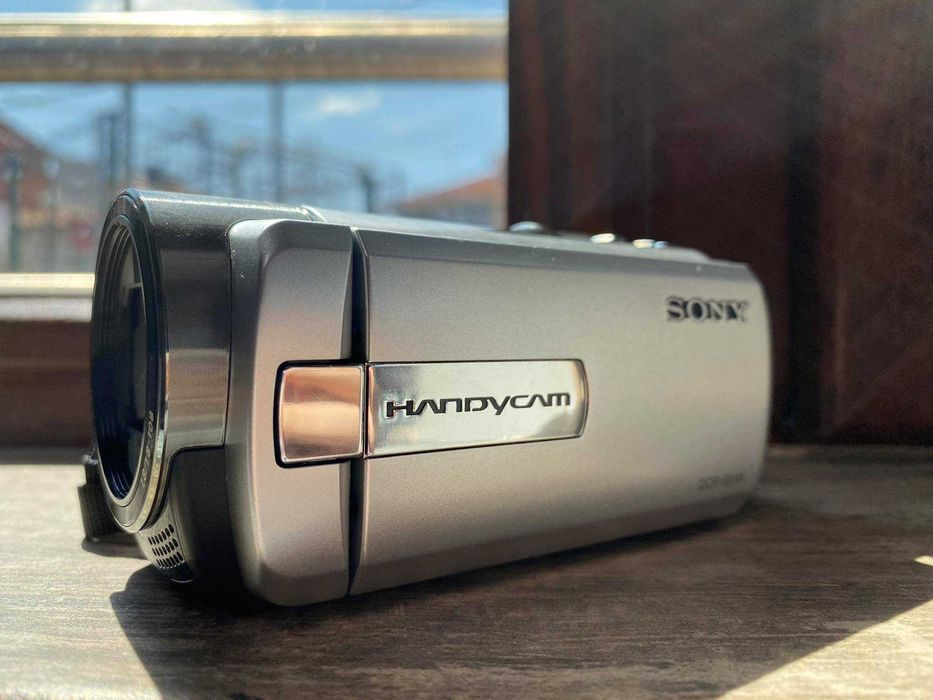 videokamera sony model DCR-SX45E