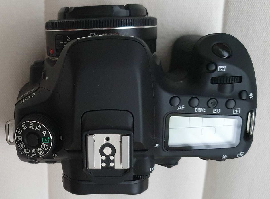 Cameră Digitală Canon EOS 80D.