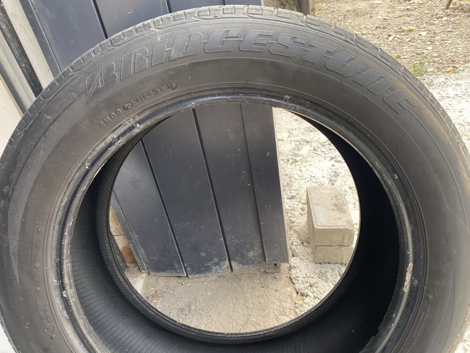 Шины Bridgestone.