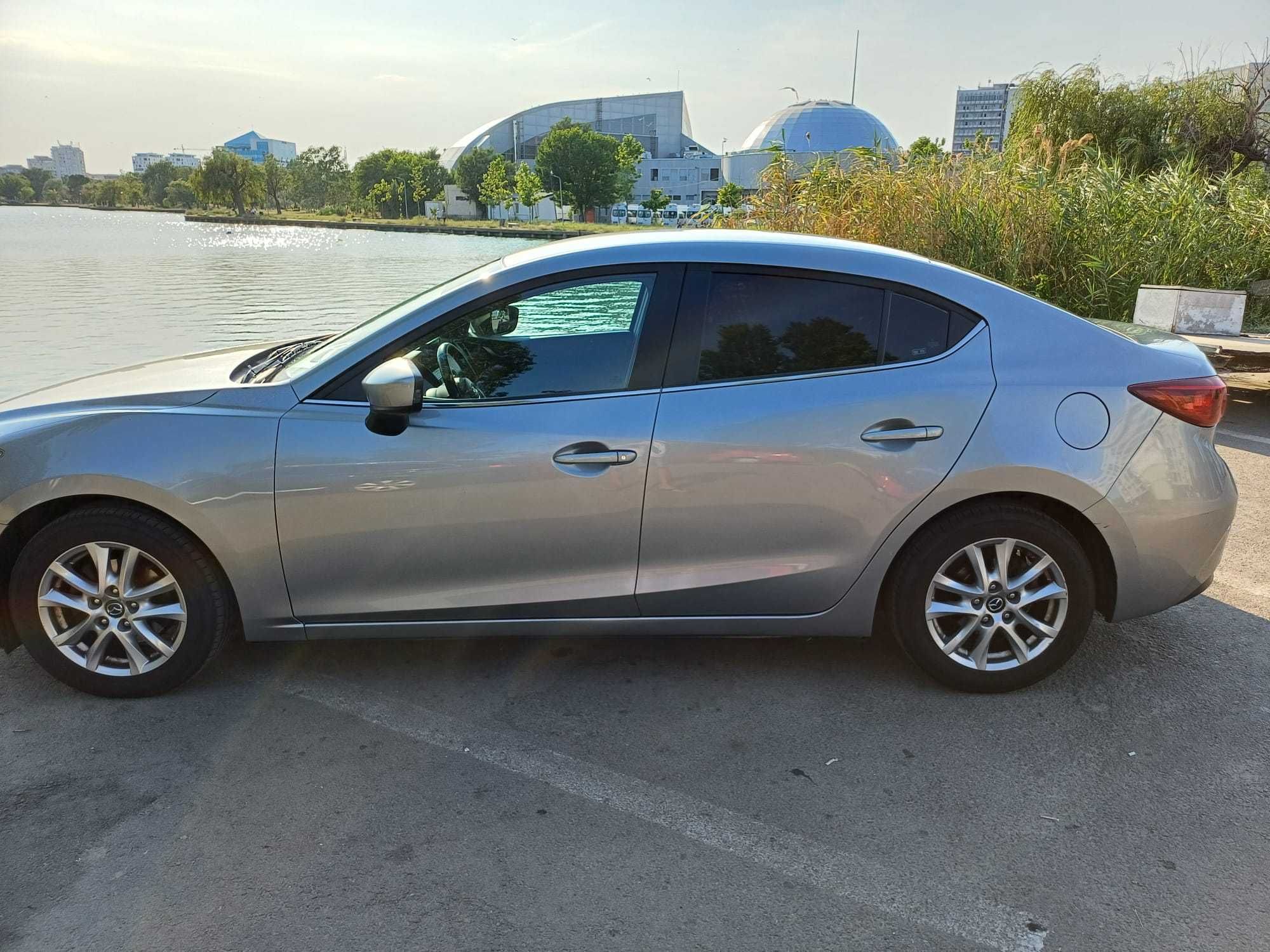 Mazda 3 - 2014,1.5 benzină
