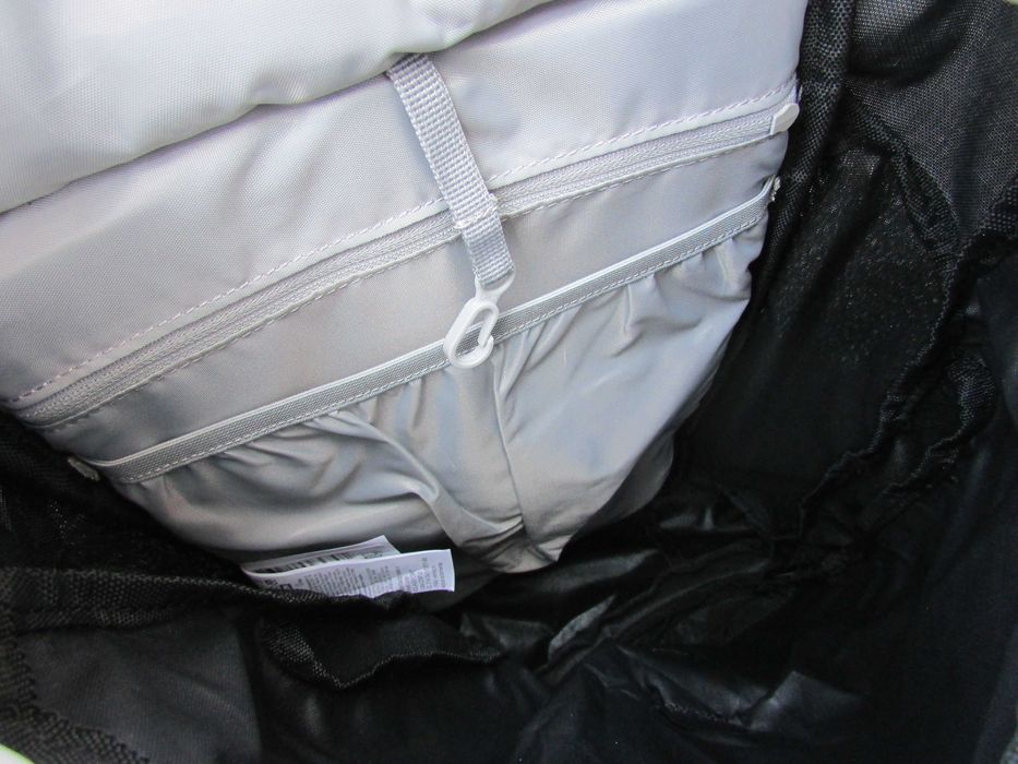 Туристическа раница Quechua Decathlon 20L