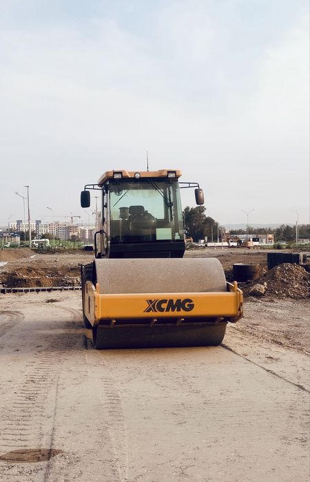 Аренда, услуги, заказ грунтового виброкатка