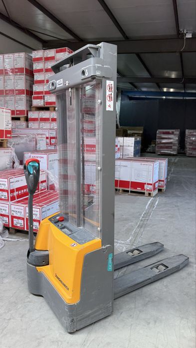 Transpalet electric Jungheinrich EJC M10