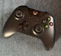 Xbox One cu doua manete si jocuri
