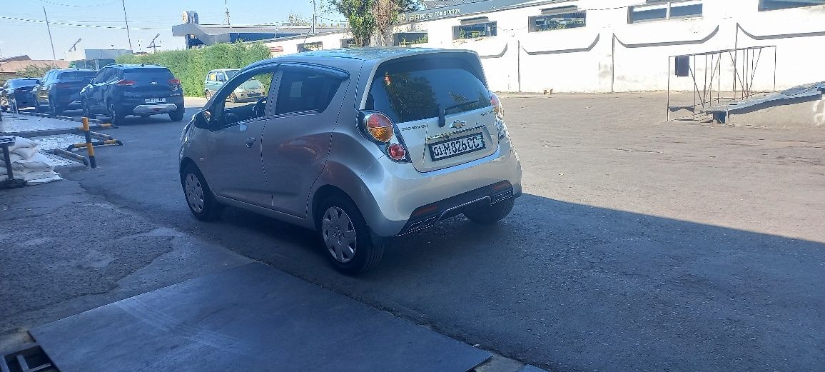 Spark metan gaz bor