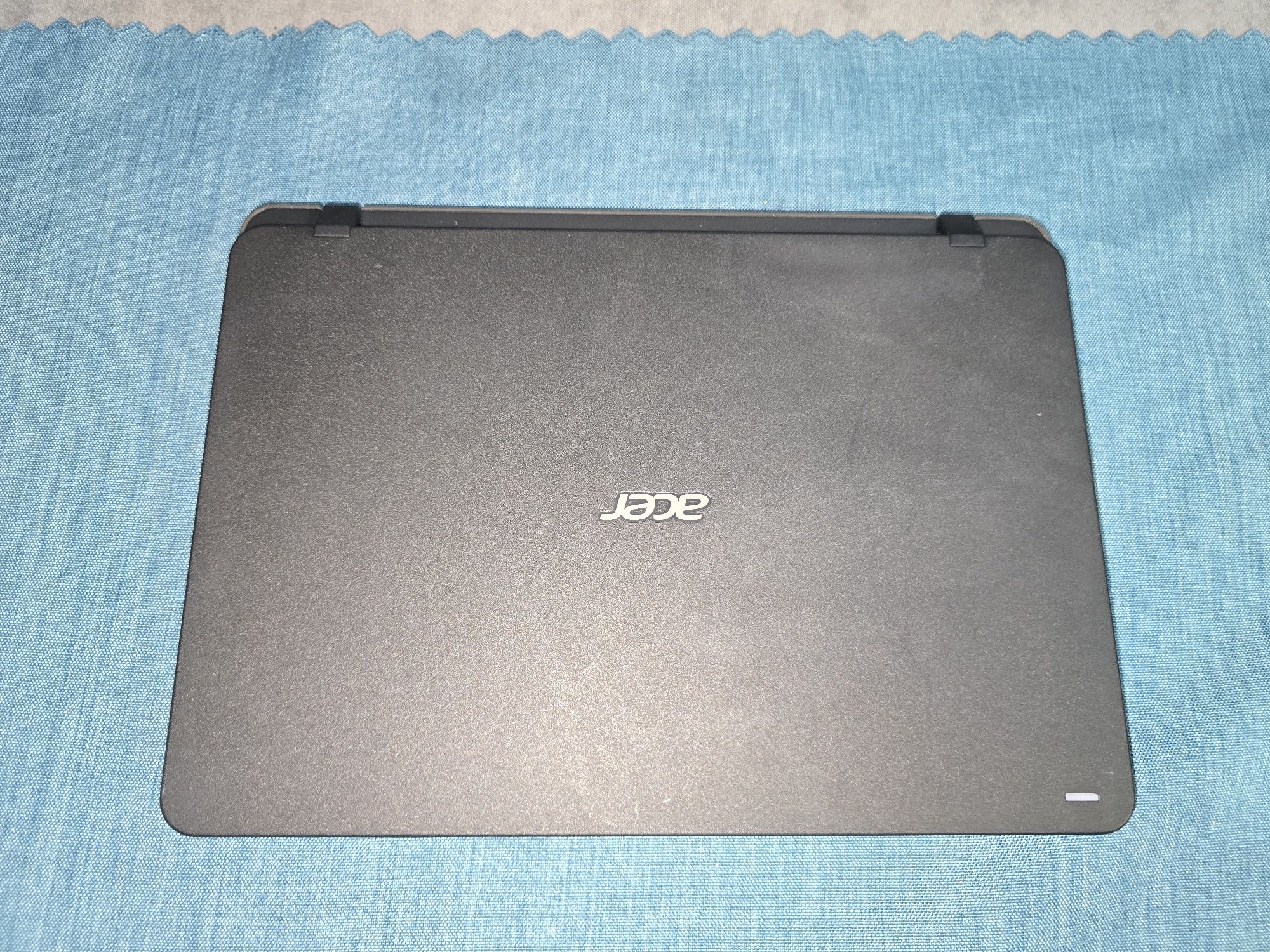 Acer TravelMate B117