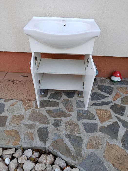 Lavoar cu masca de baie