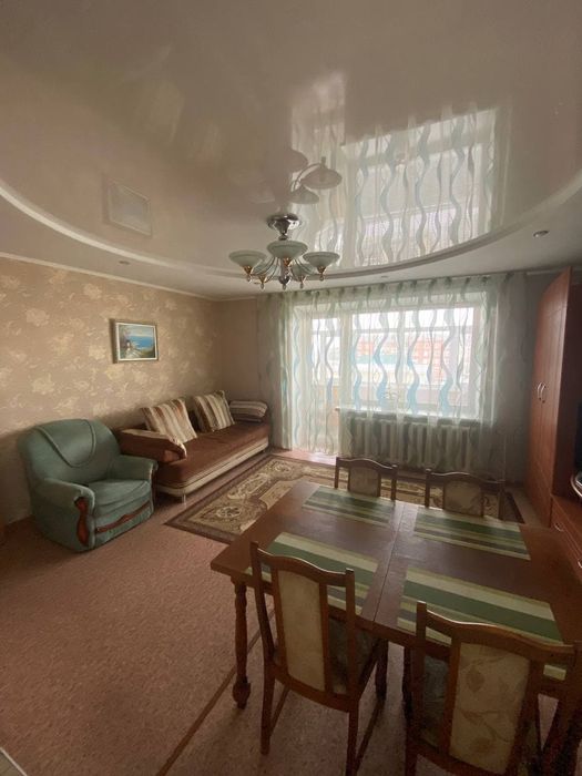 Продам 4х комнатную квартиру в центре города Костанай