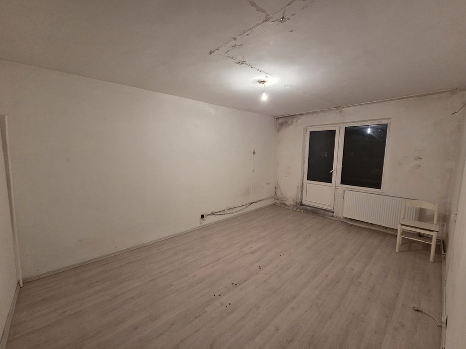 Apartament 2 camere , 52mp în Tudor