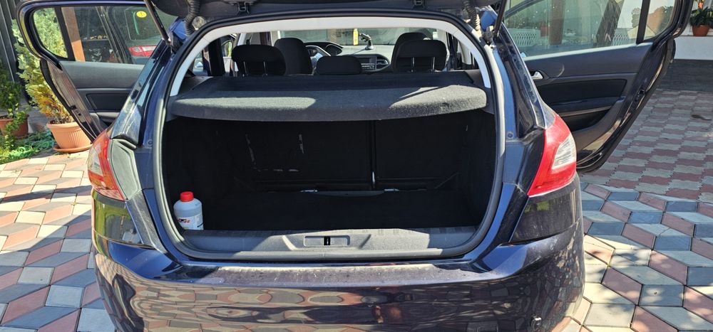 Vând Peugeot 308 mk2