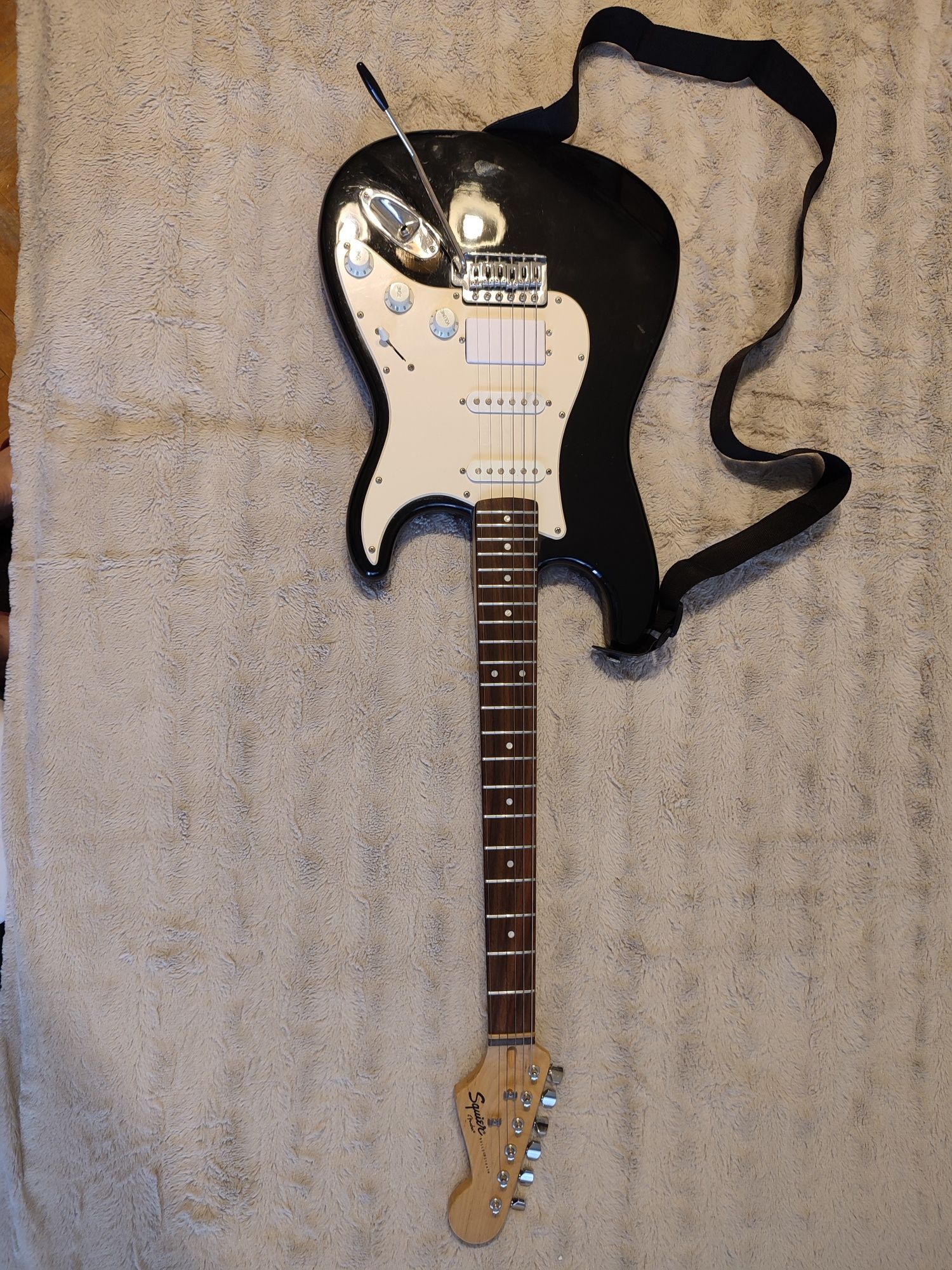 Електрическа Китара Squier Fender bullet strat