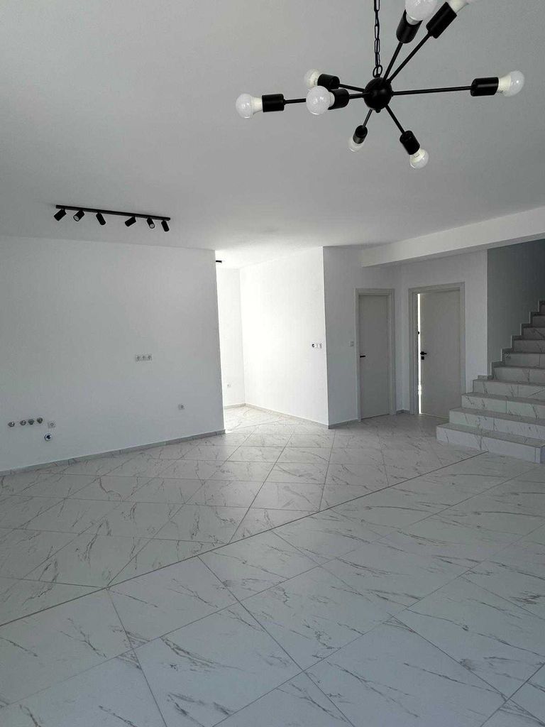 Продава се Къща в Балчик - 168 кв.м за 1399 €/кв.м - Снимка #8
