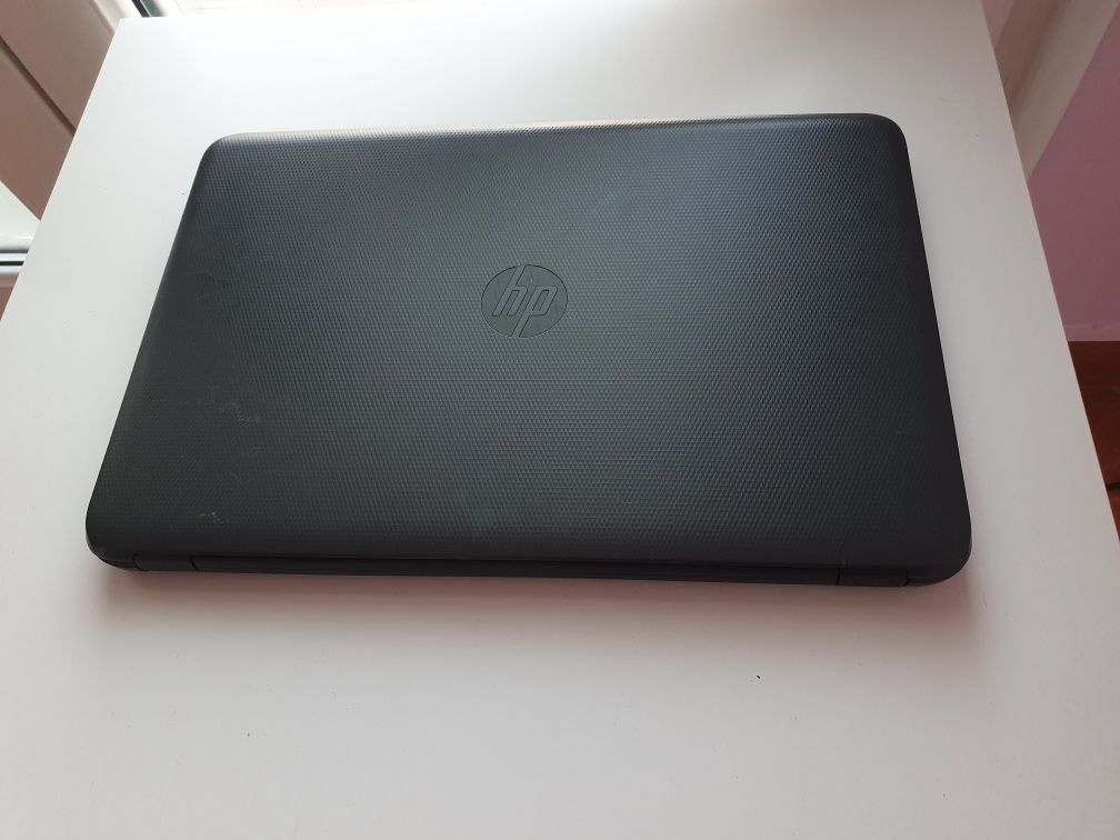 Laptop HP cu i5, in stare foarte buna.Ideal pentru scoala,CHESTIONARE