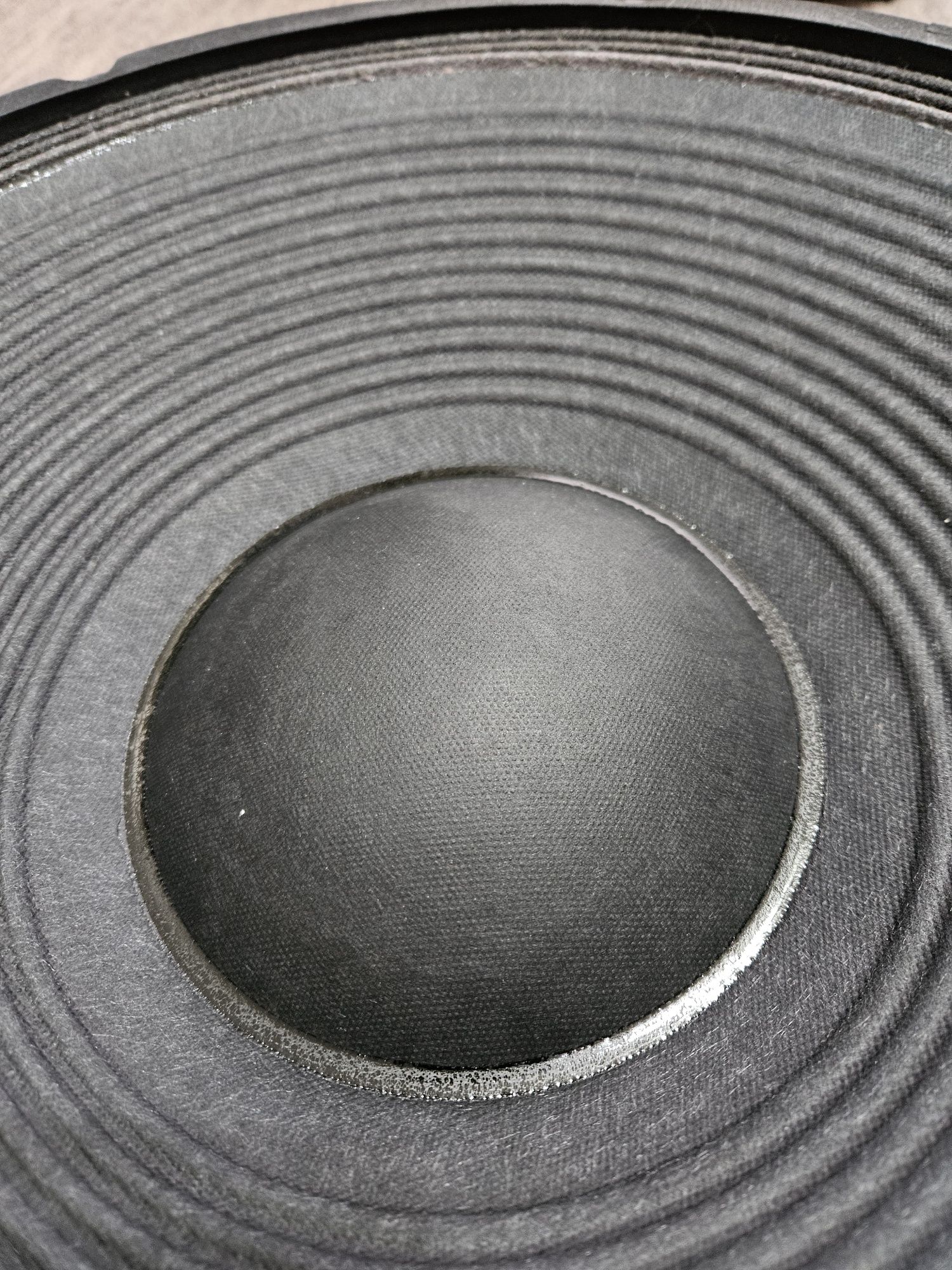 Vând difuzor subwoofer 15 inch