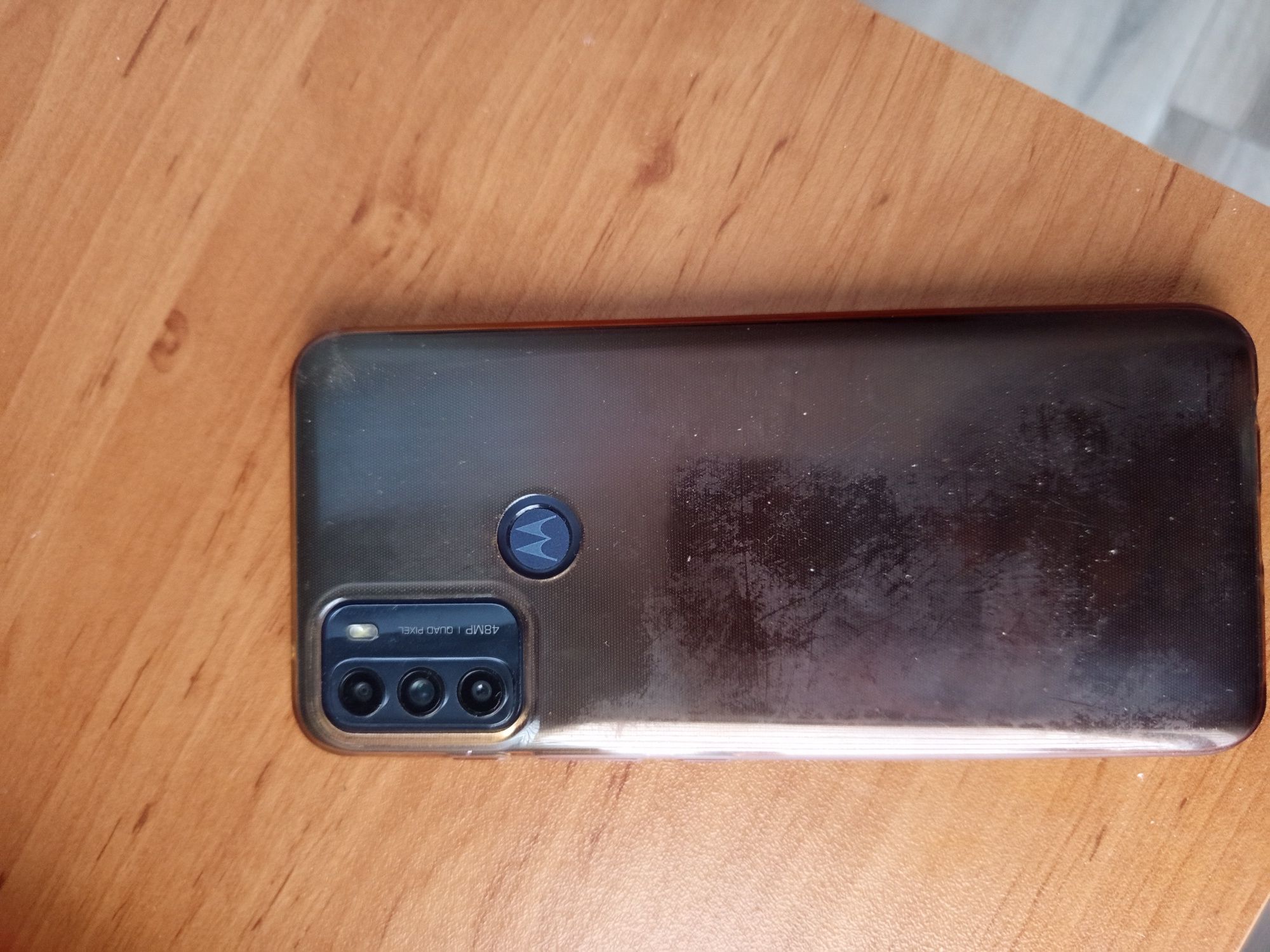 Продавам Motorola G50