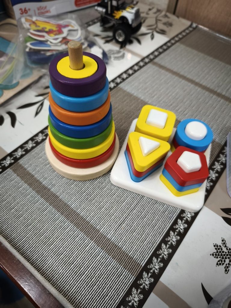 Игрушки развивающие