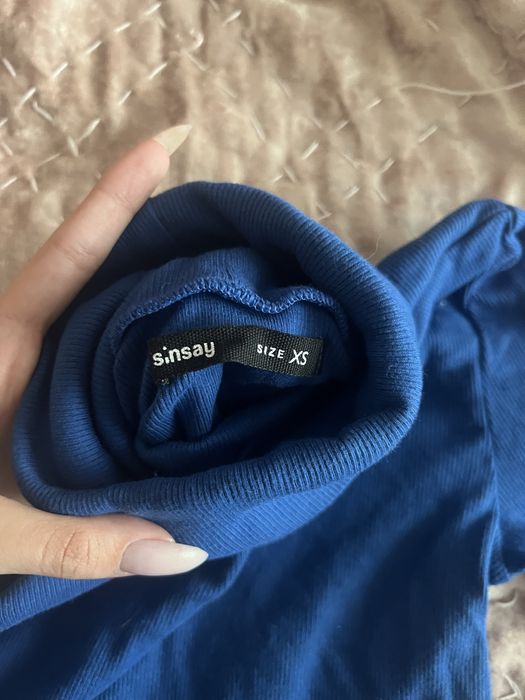 Синя дълга рокля