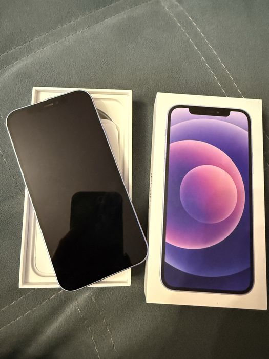 Айфон 12 продам