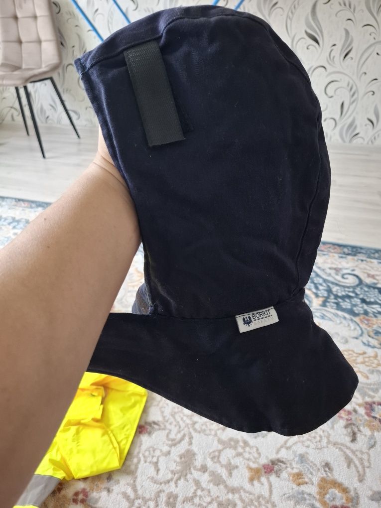 Дождевик Portwest и подшлемник от Borkit