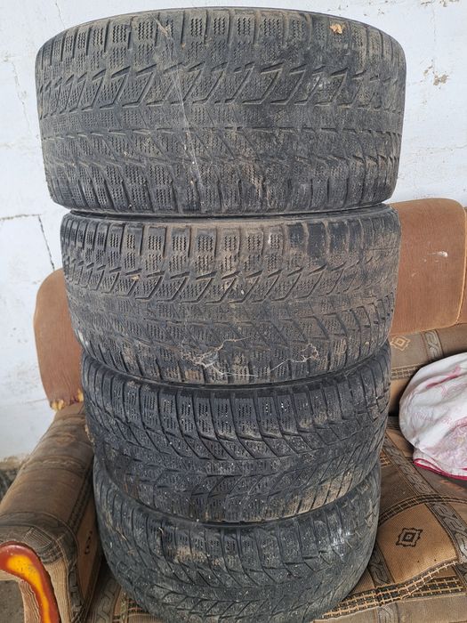 Продам зимние шины,Triangle