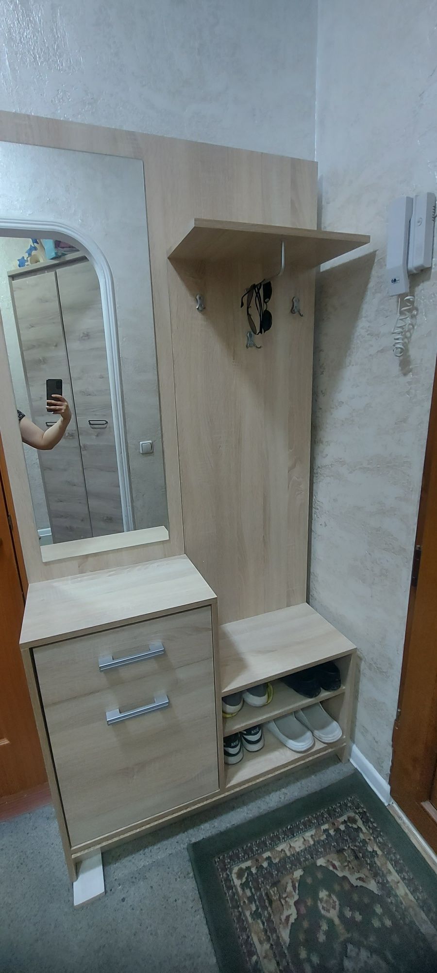 Шкаф для прихожей