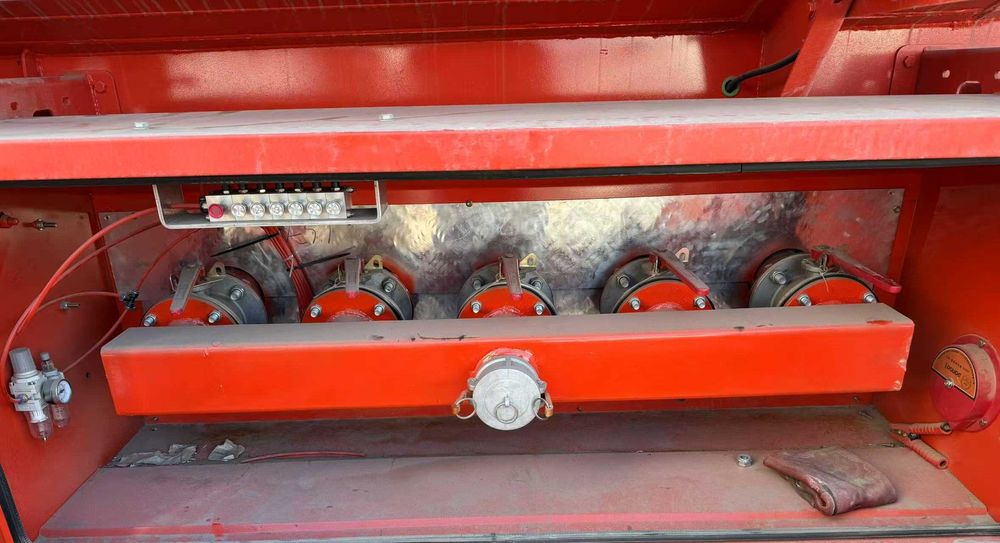 Автоцистерна/Бензовоза