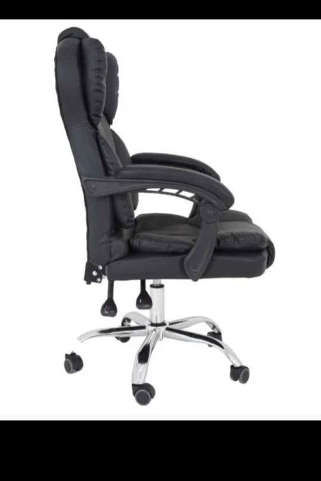 Офис стол Parma, имитация на кожа, черен