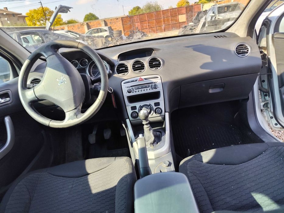Пежо 308 1.6HDI НА ЧАСТИ