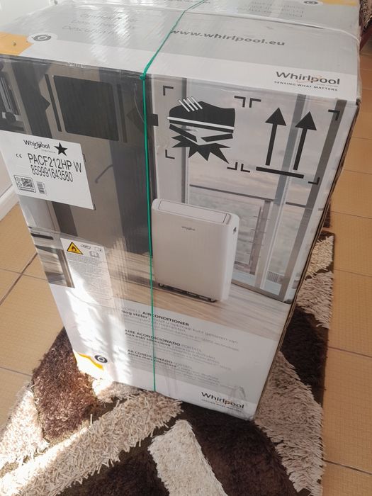 Vând aer conditionat portabil Whirlpool