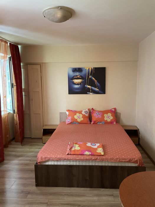 Inchiriez garsoniera-ULTRACENTRAL/Universitate!