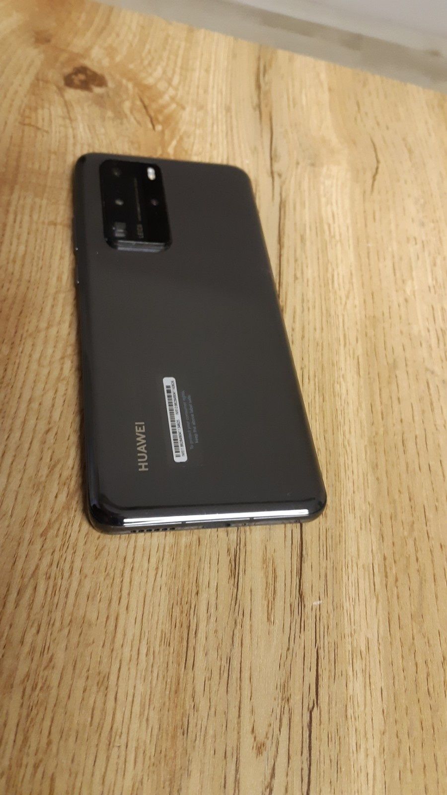 Телефон Huawei P 40 pro