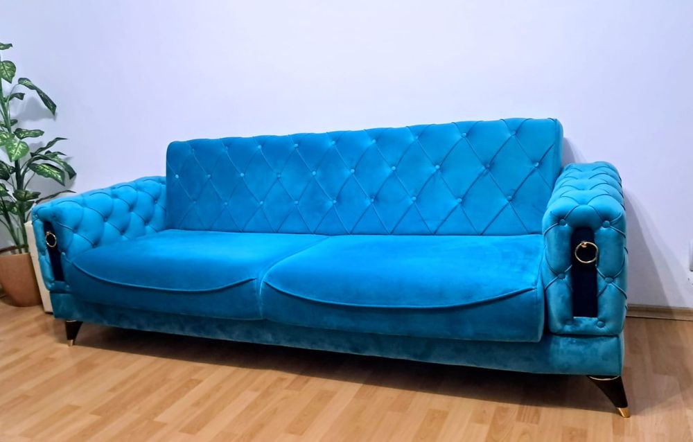 Vând canapea extensibila  nefolosita