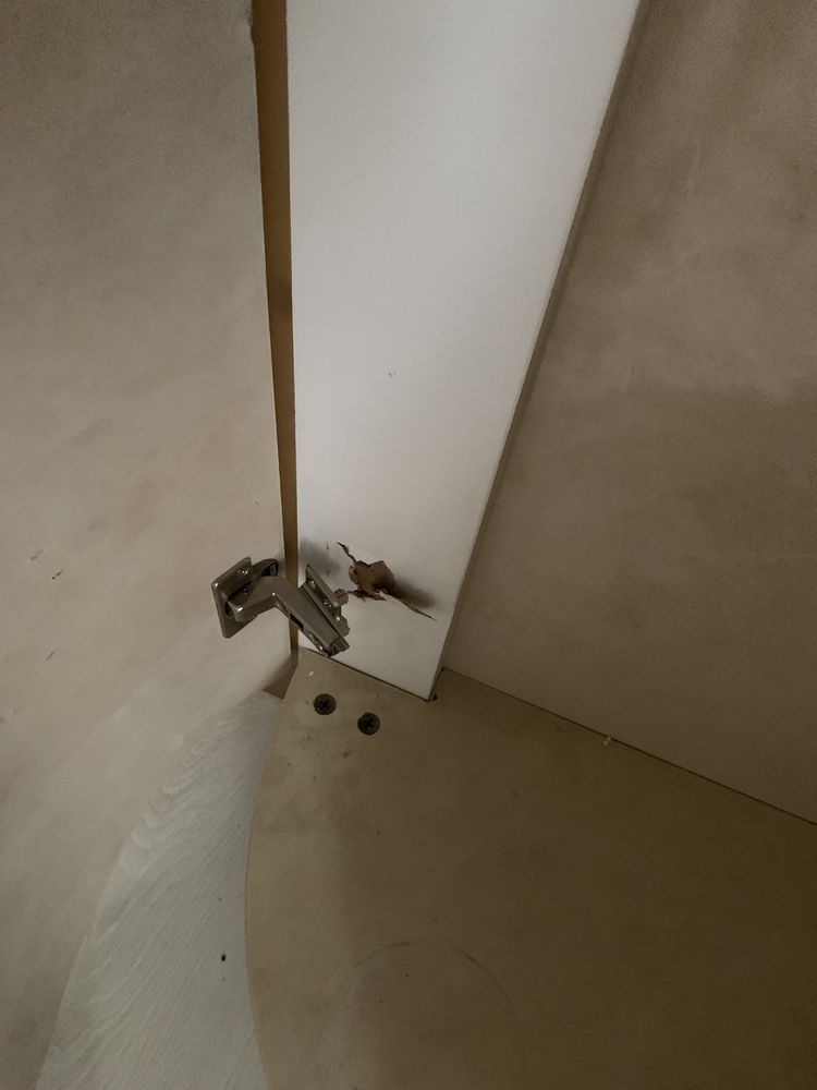 servant sotladi 500$  holati zor oladgan odamm tel qilsn