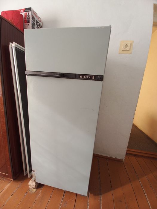 Сотилади Холодильник Телевизор Подставка телевизор учун