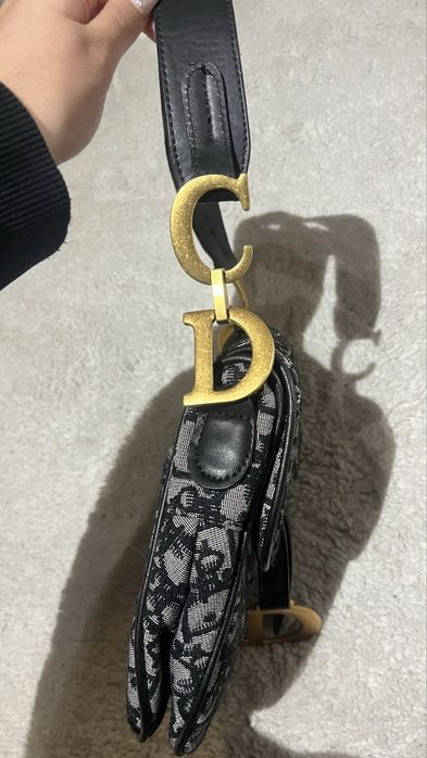 Чанта за рамо къса дръжка