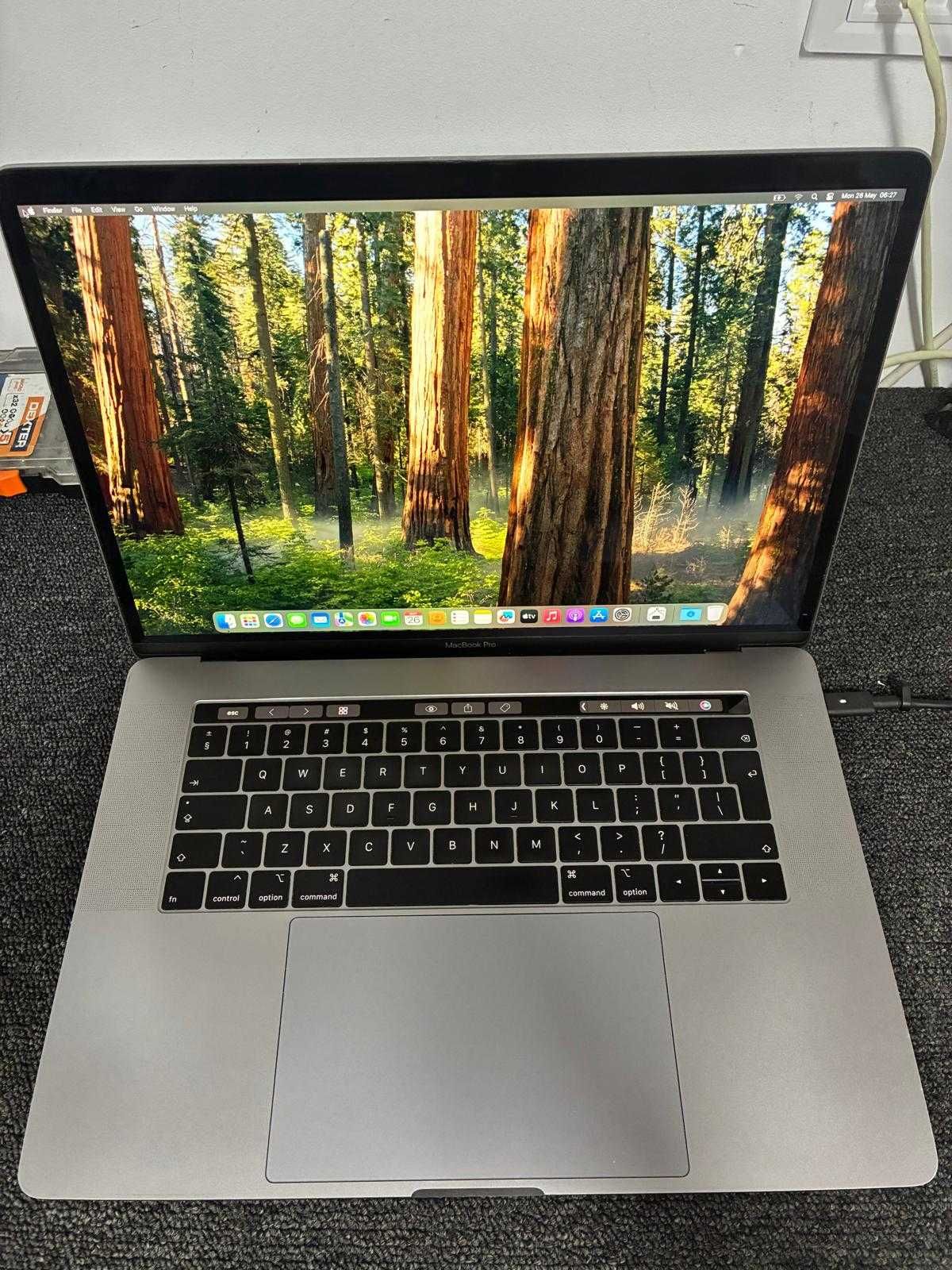 OFERTA Apple MacBook PRO 15" A1990 i7 | 32gb | Touchbar - Impecabil !