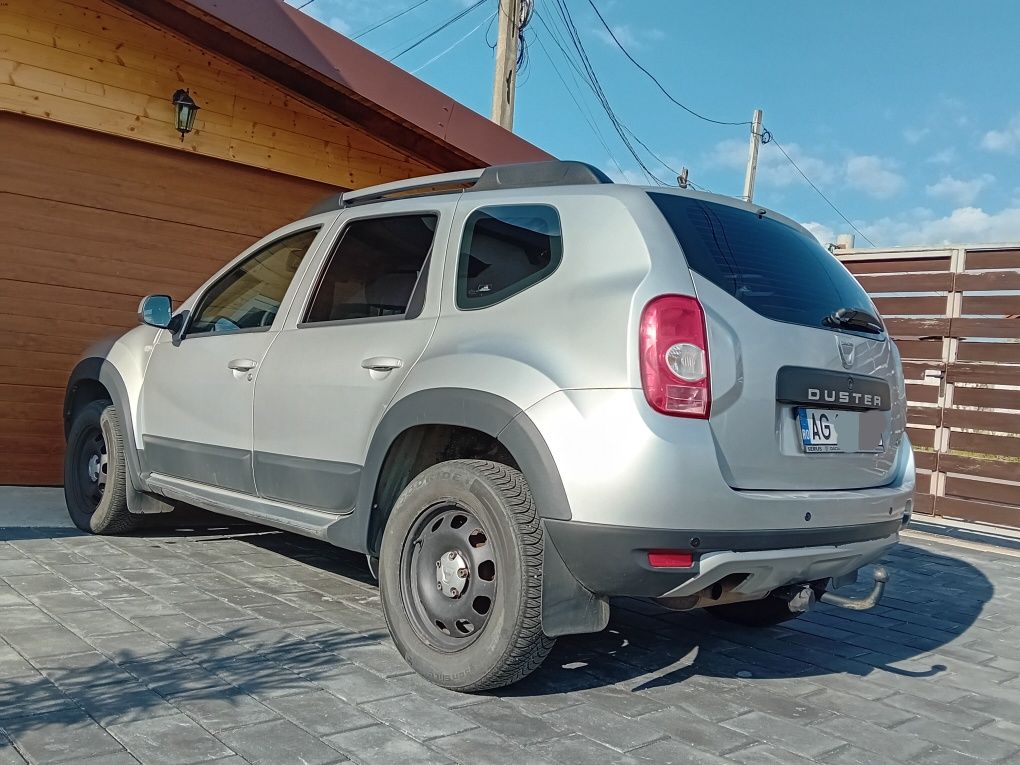 Vand duster 4x4 / diesel 110CP / km 157k