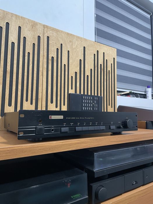 Preamplificator parasound pld 2000 full balansat telecomanda