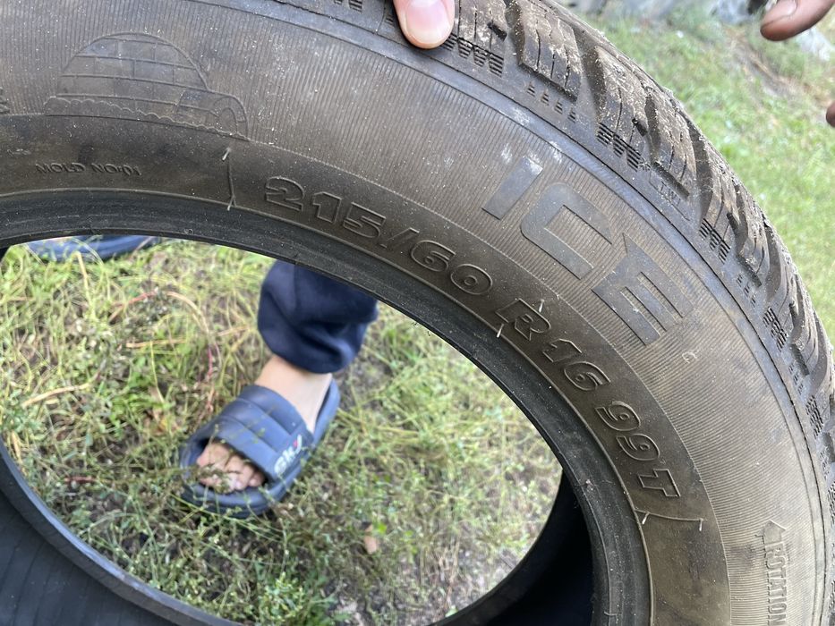 Продам зимние шины R16 215/60