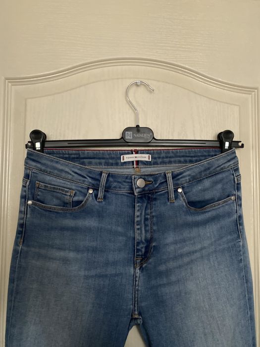 Blugi de damă  Calvin  Klein originali ; Tomy H.