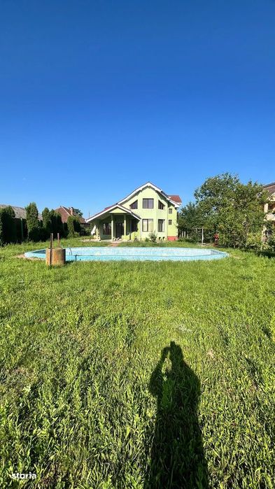 Casa D+P+M cu Piscina Zona Vetis