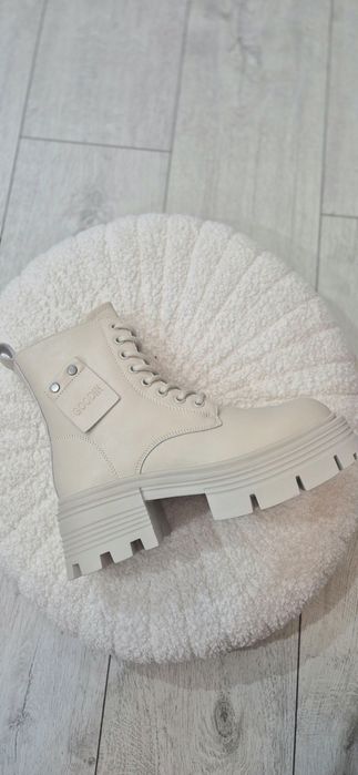 Ghete 36 piele imblanite