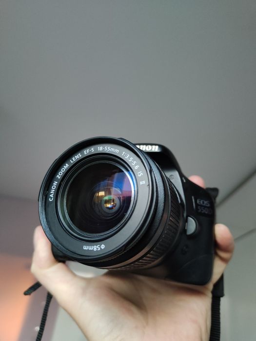 Canon 550d + canon ef-s 18-55mm 1:3.5-5.6 IS II