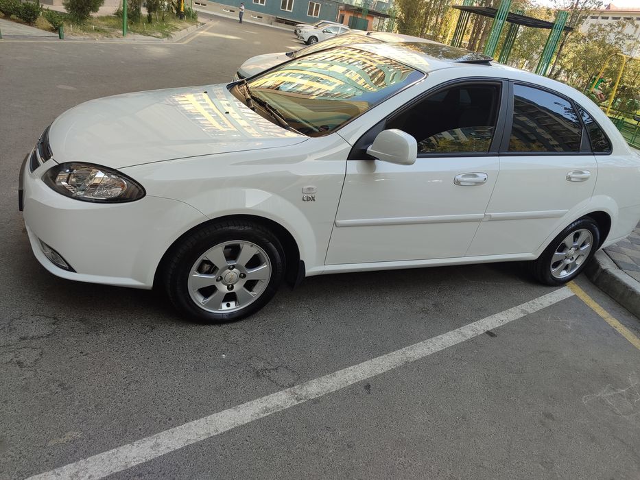 Gentra 2022 full aftamat 8000 km yurgan