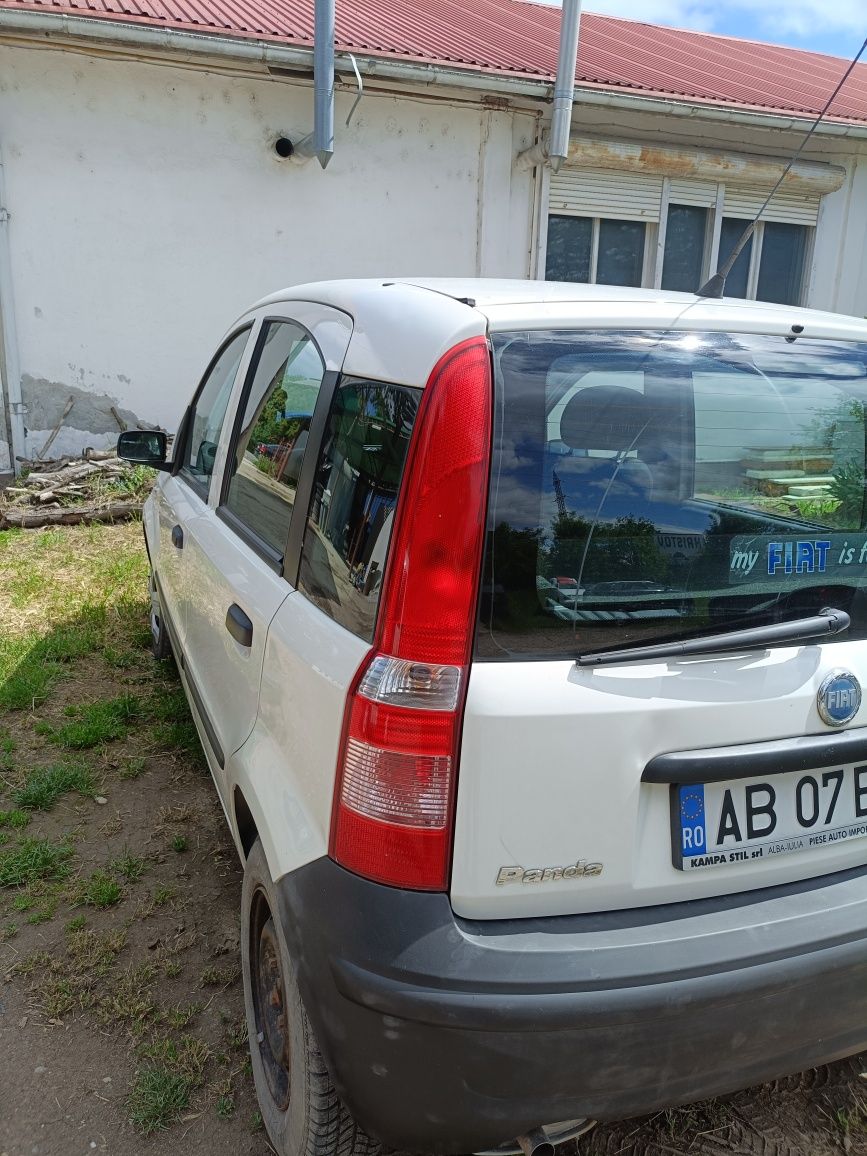 Vând Fiat panda 2007