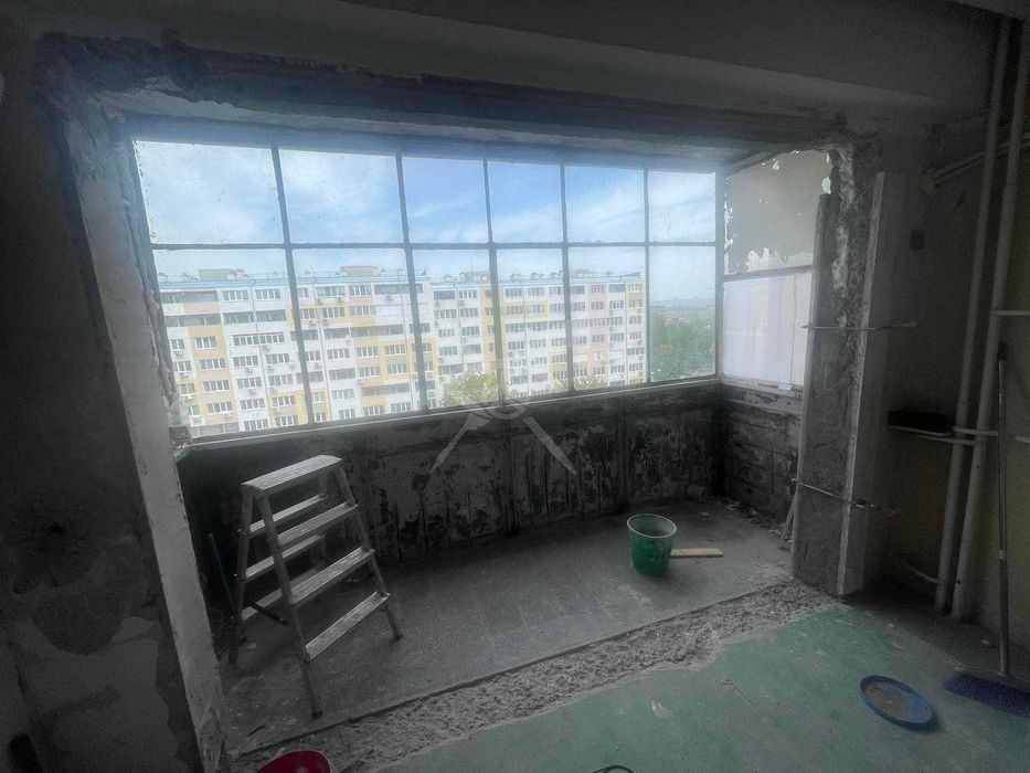 Продава се Двустаен апартамент в Бургас, Изгрев - 70 кв.м за 1800 €/кв.м - Снимка #4