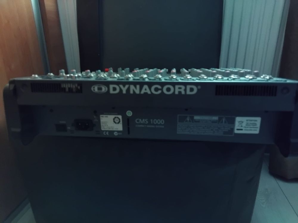 Se vand doua mixere cms 1000