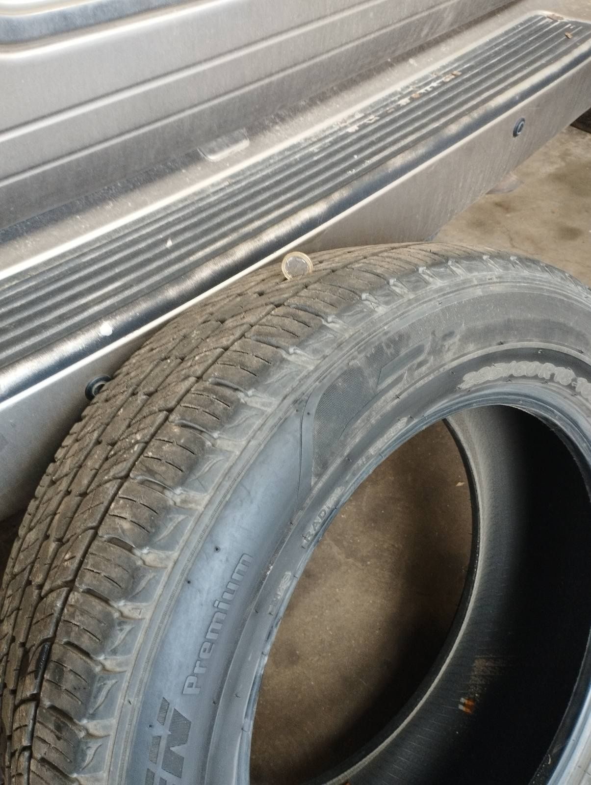 235/60/18 Kumho 7 летни 4бр