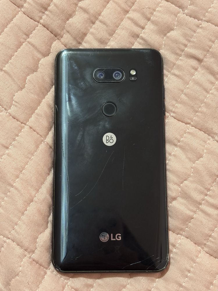 LG смартфон телефон