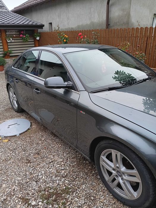 Vand Audi A4 , motor 1,8 Benzina